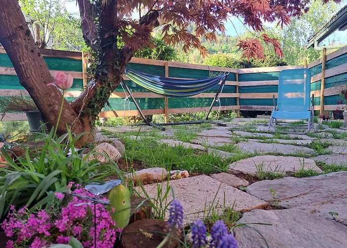 Ozy's Place Luxe tent Kamnik